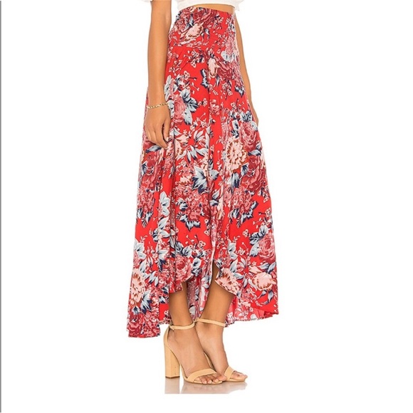 AUGUSTE Shirred Waist Maxi Skirt from Revolve - Picture 3 of 9